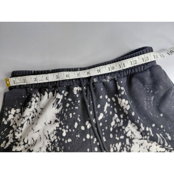 Buddy Love M Size Splatter Print Shorts - Picture 7 of 8